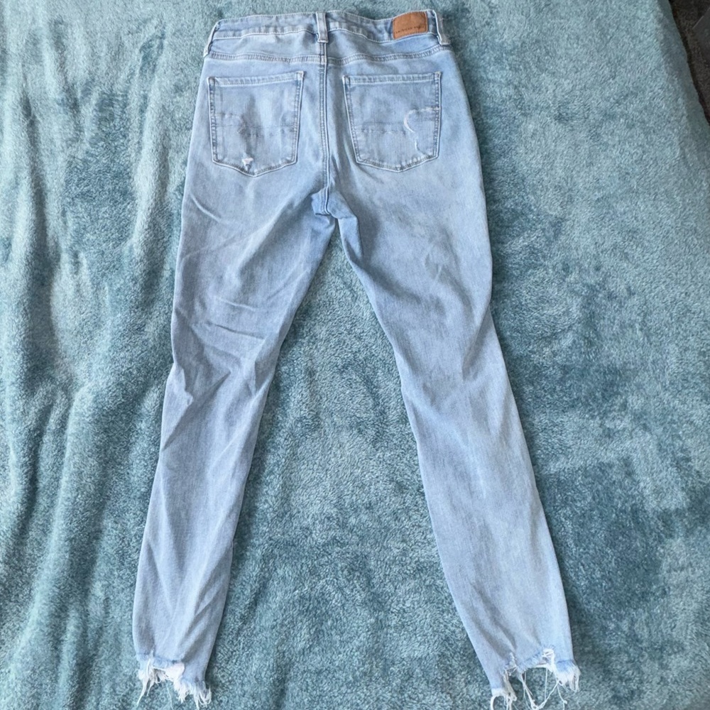 American Eagle Super Hi-Rise Distressed Jeggings - Picture 2 of 5